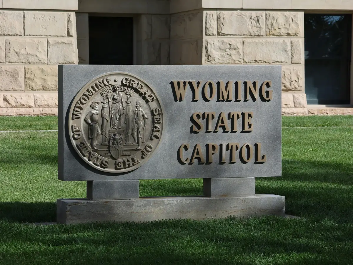 sign of wyoming state capitol